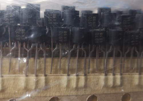 东芝原装A970 C2240 GR 2SA970 2SC2240发烧小功率管1对