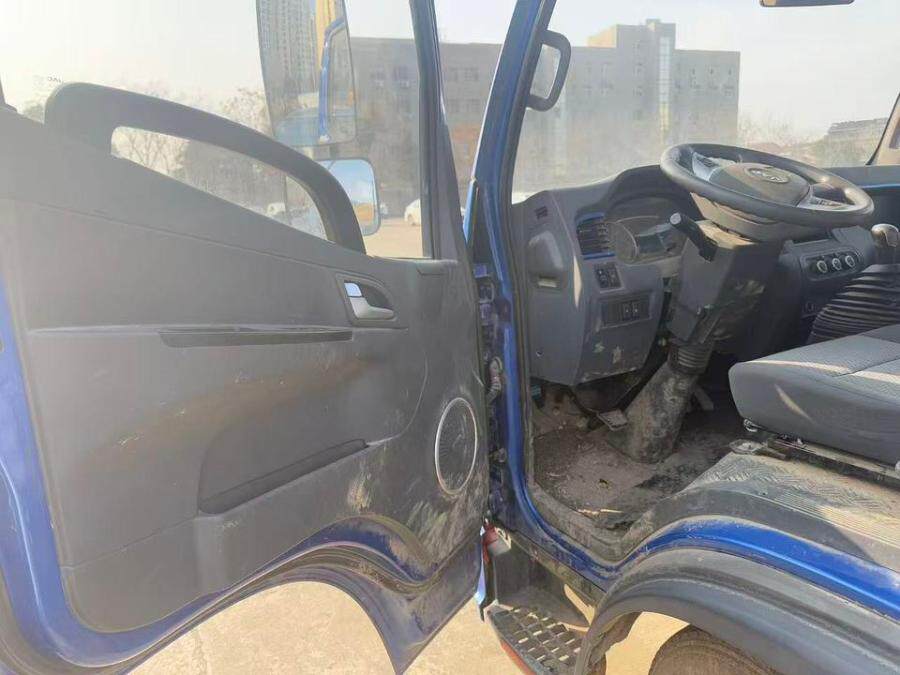 2月20日淮安车牌号为苏H785FM的江淮牌轻型栏板货车网络拍卖公告