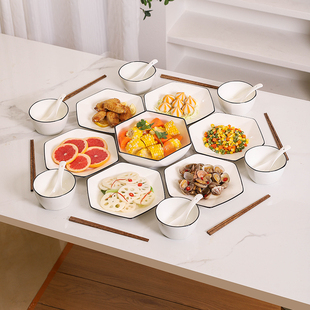 过年拼盘餐具组合套装家用2026新款陶瓷碗盘子家庭夜饭团圆饭菜盘