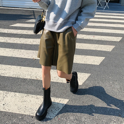 春秋高腰宽松百搭皮短裤