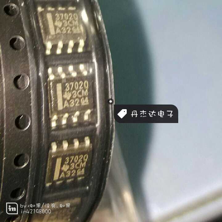 一级 TLC3702QDR TLC3702Q SOIC-8 比较器 进口原装 专业配单