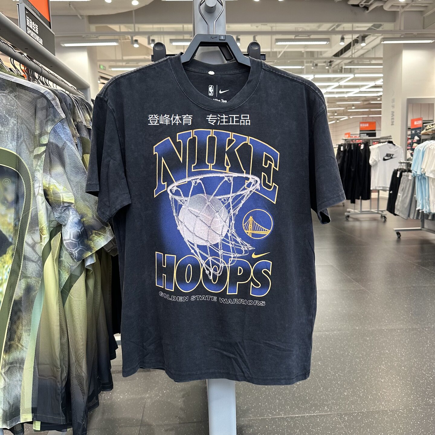 Nike/耐克正品NBA男子字母印花复古针织经典短袖T恤HQ1281-010