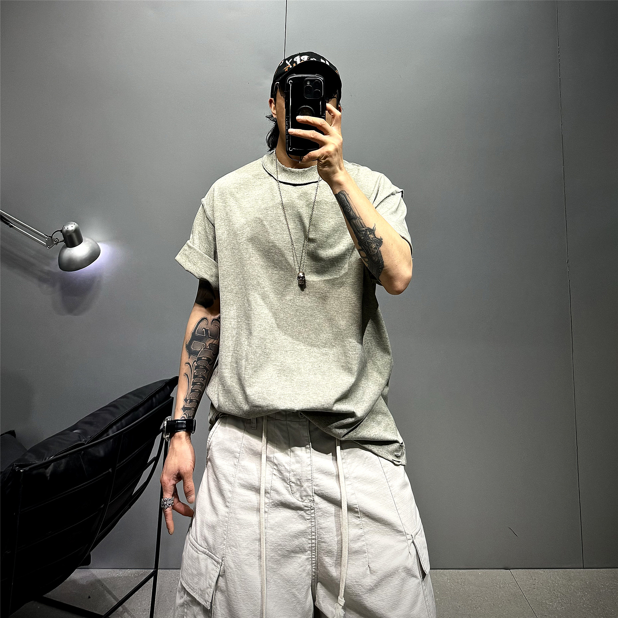 燕麦灰色纯棉宽松短袖t恤男oversize落肩廓形破洞半袖T纯色体恤衫