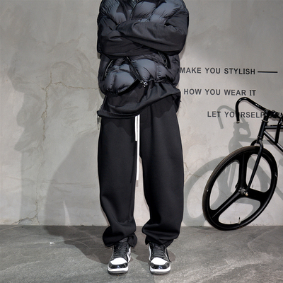 纯色加绒重磅垂坠感休闲弯刀卫裤