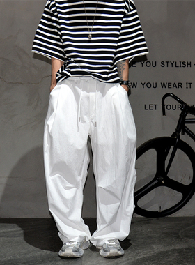 白色高街褶皱设计感阔腿弯刀休闲裤男潮牌痞帅宽松轻薄款休闲长裤