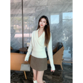 上衣秋冬慵懒叠穿基础款 GEMQI日系V领翻领针织开衫 收腰设计感长袖