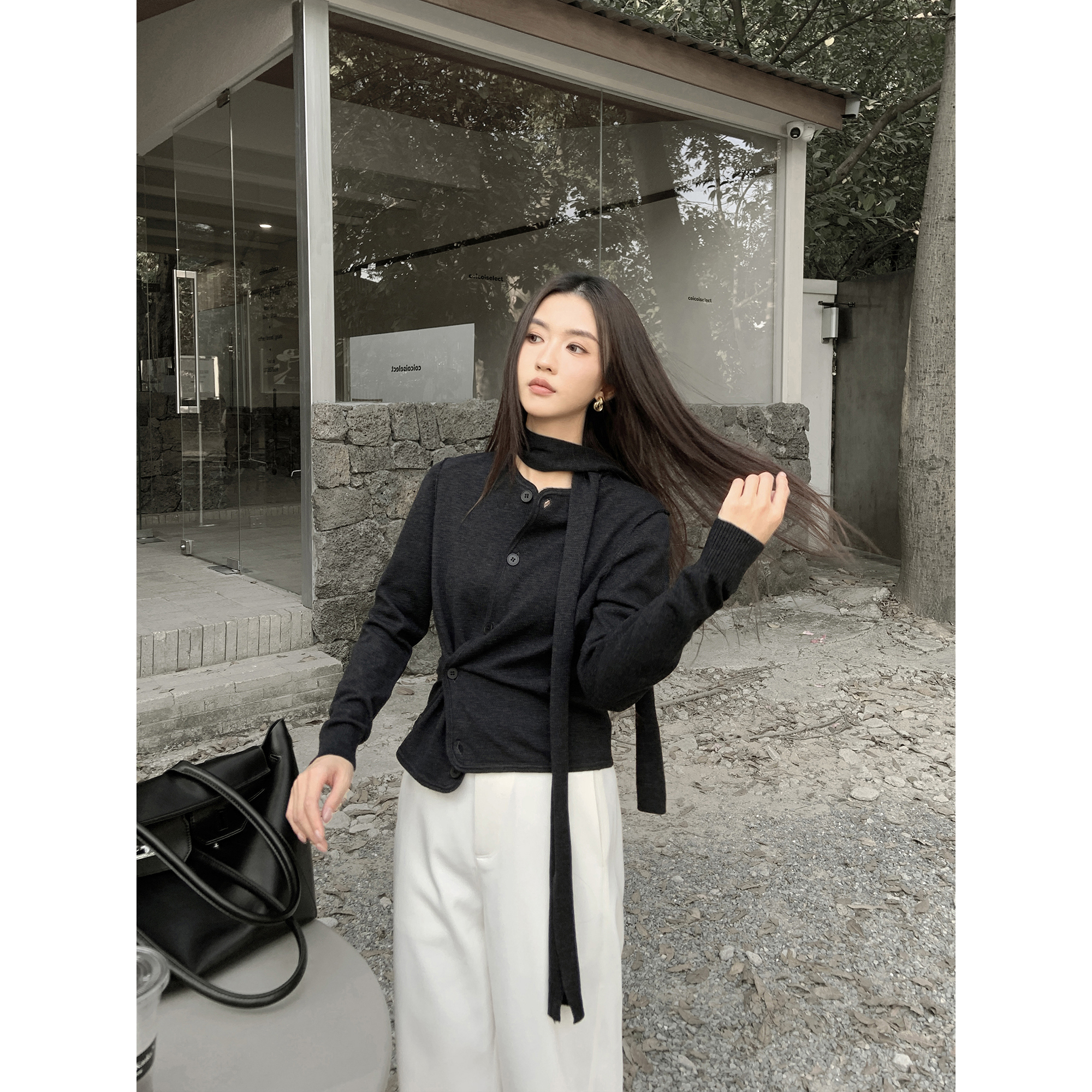 GEMQI 含羊毛黑色针织开衫女秋季上衣设计感别致挂脖飘带毛衣外套