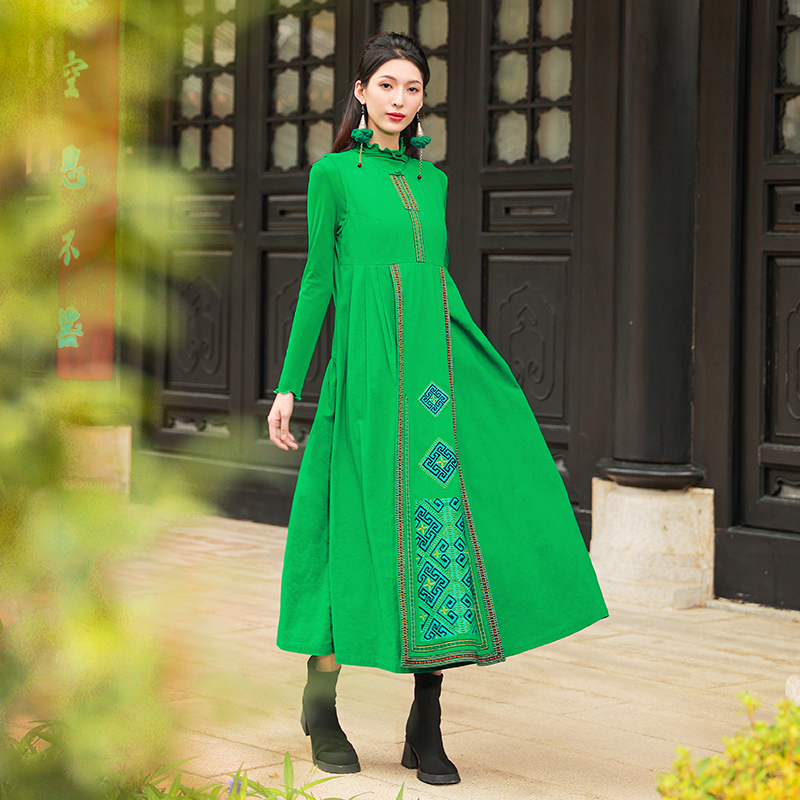 杨丽萍同款刺绣无袖马面连衣裙