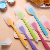 一体式 硅胶刮刀食品级耐高温家用烘焙蛋糕抹刀奶油铲子搅拌工具