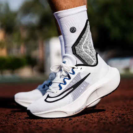 Nike Zoom Fly 5 碳板马拉松低帮缓震透气运动跑步鞋 DZ2769-101
