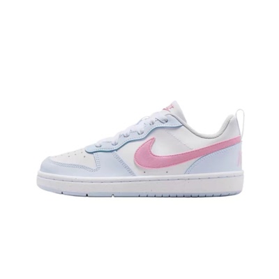 Nike白色低帮休闲运动板鞋