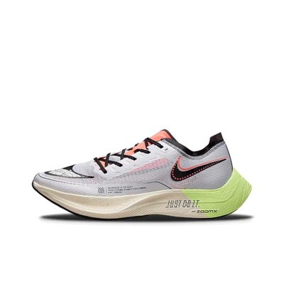 Nike灰橙色男款低帮跑步鞋