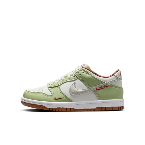 Nike绿色GS大童蛇年低帮板鞋