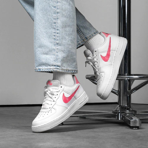 NikeAF1白粉情人节爱心板鞋