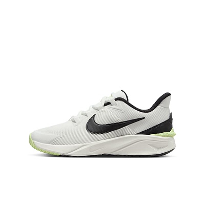 NikeStarRunner4白黑色跑步鞋