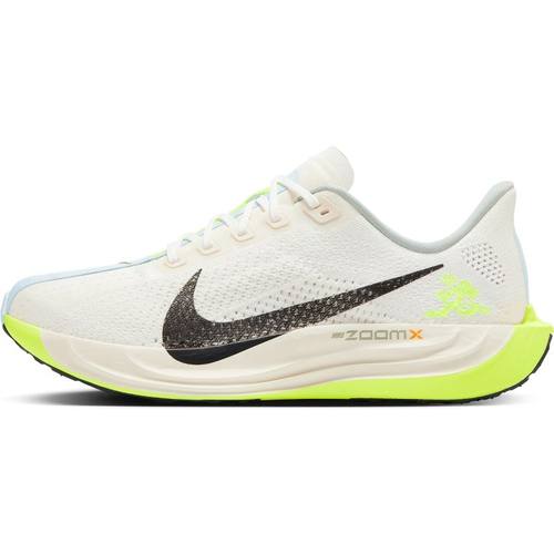 NikePegasusPlus米白色跑步鞋