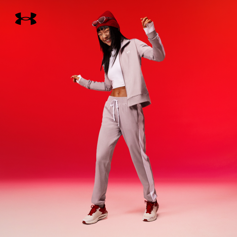 干爽轻盈,柔顺光滑,舒适保暖,罗纹设计