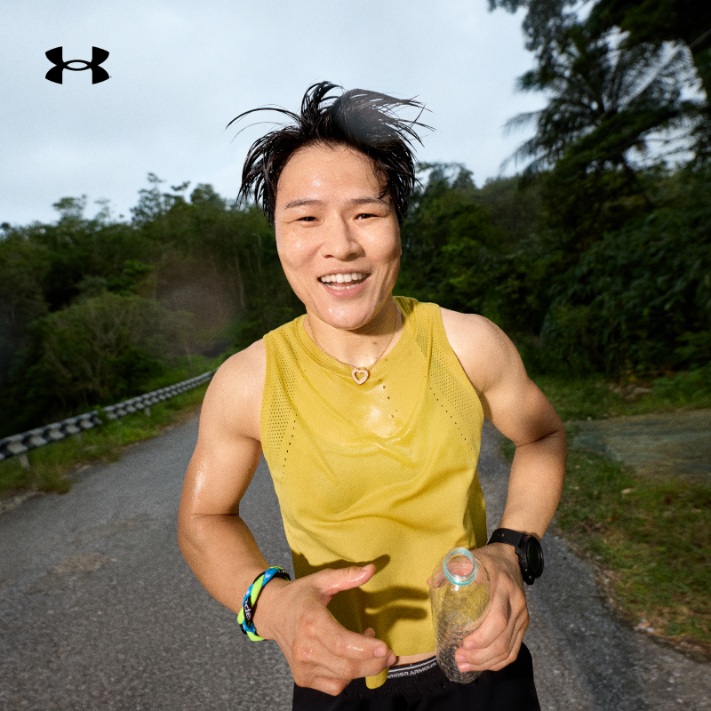 轻质面料,柔软舒适,镂空设计,畅动自如