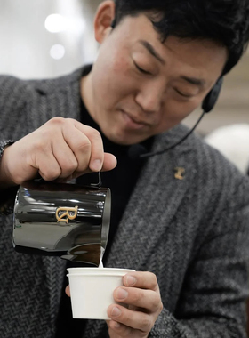 WPMx韩国 RORA & UMPAUL联名款限量咖啡拉花缸#41尖嘴