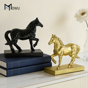 轻奢金色马摆件办公室桌面装饰品创意乔迁送礼家居客厅酒柜摆设