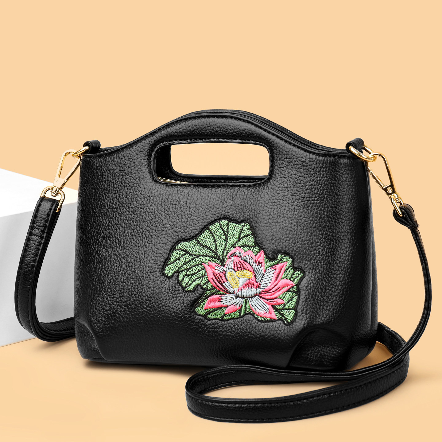 新中式刺绣手提包女2025新款真皮单肩包牛皮质感斜挎包洋气妈妈包,箱包皮具/热销女包/男包,通用款女包,淘宝优惠券,粉丝福利购,淘宝优惠卷