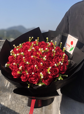 33支红玫瑰送女友送爱人送朋友礼物表白花束纯手工丝带花永生花