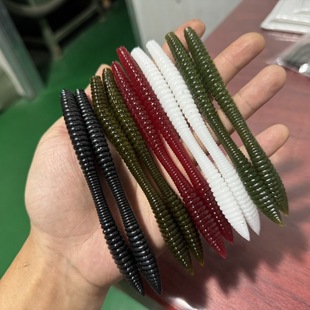 无自由鲈鱼 摇滚虫高比重缓沉软饵型 新款 4英寸摇滚虫日本deps同款