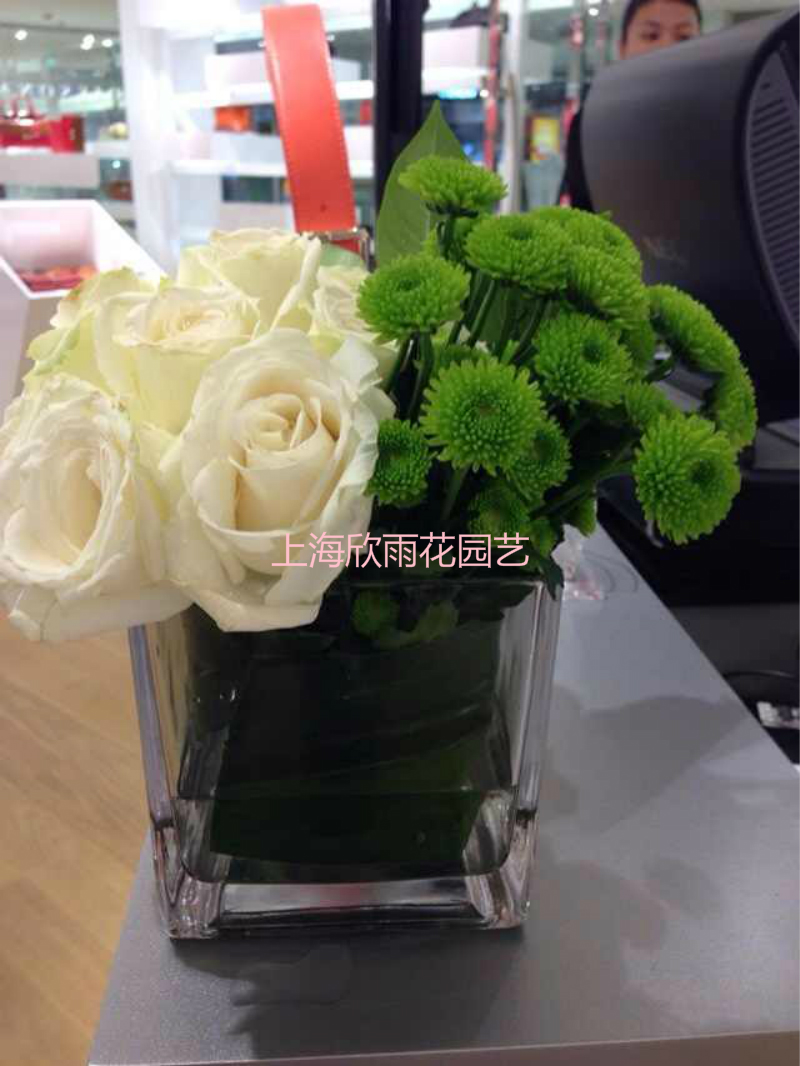 展会桌花 餐桌花 会议桌花 签到台花 讲台花上海鲜花速递市区包邮