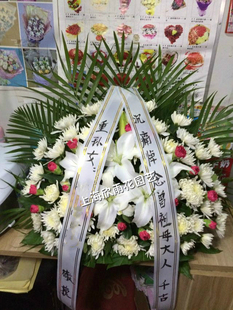 精美手提花篮 丧事花圈 殡仪馆鲜花花篮 葬礼花圈 上海龙华花店