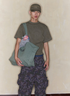 FSG 破洞做旧皮标橄榄绿净版Tee