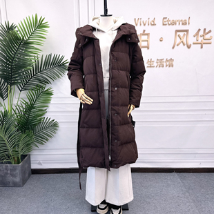 【可系】专柜247836冬季收腰系腰修身连帽长款鹅绒服女长款羽绒服