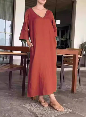 Women's cotton and linen V-neck dress with side slits棉麻裙