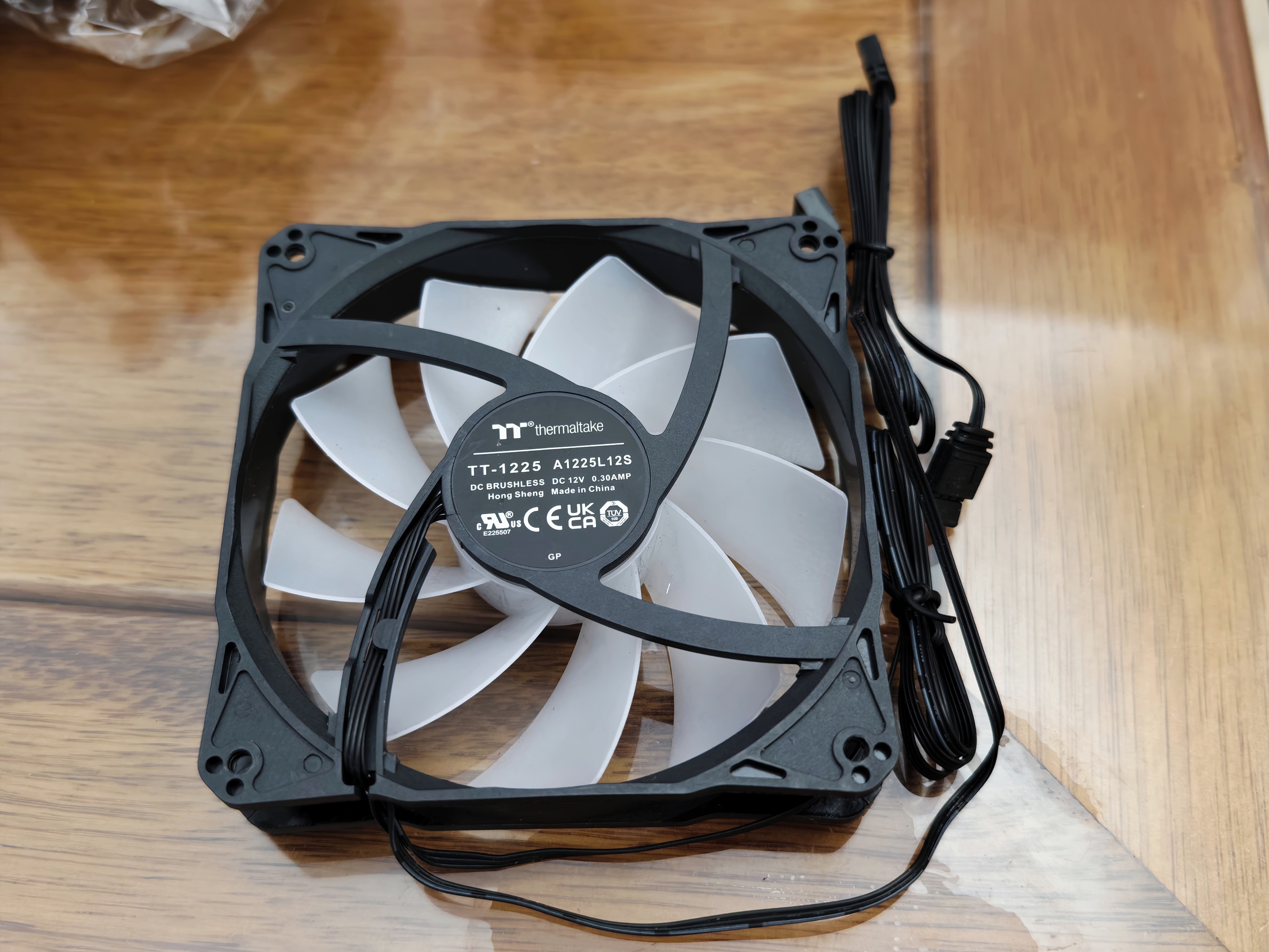 Thermaltake Tt1225 A1225L12S 12025 12V 0.30A电脑机箱散热风扇