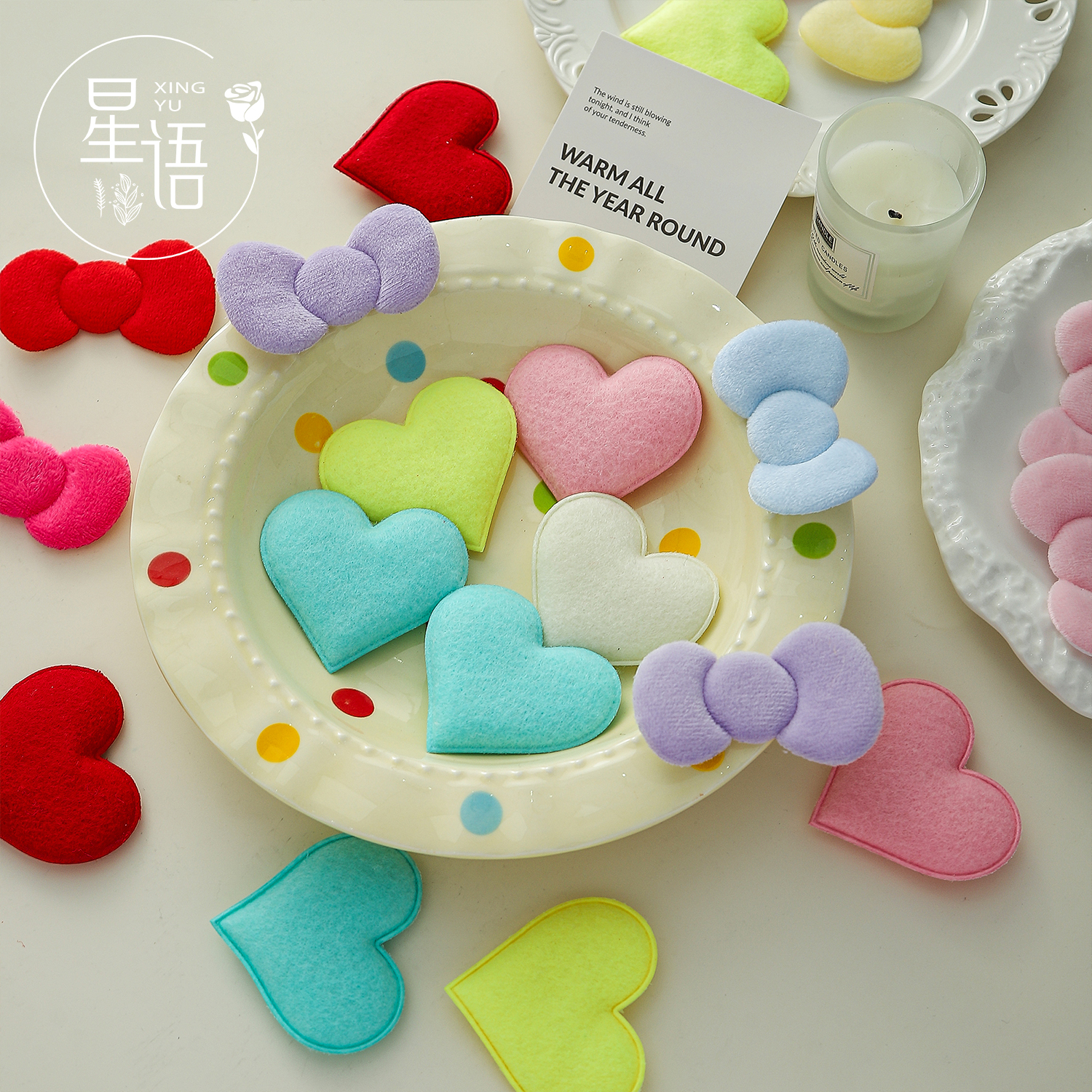 马卡龙爱心蝴蝶结配饰鲜花束搭配