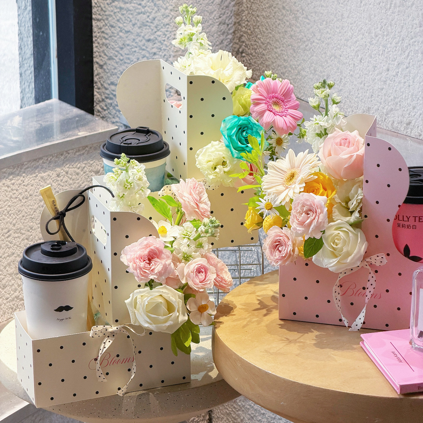 奶芙花园手提盒波点奶茶盒咖啡盒