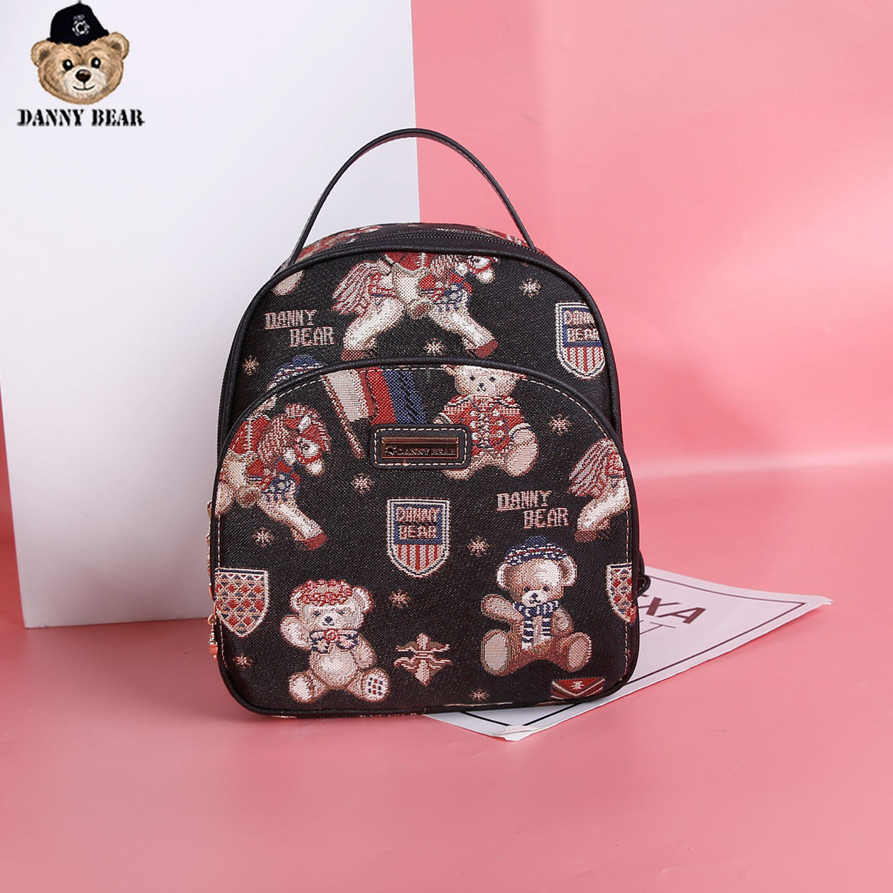 丹尼熊新品旅行小背包双肩包女包 复古休闲风小熊布包DMB9115071