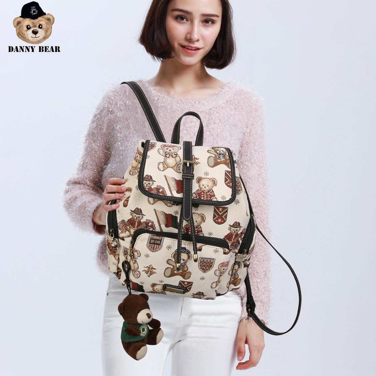 丹尼熊爱旅行双肩包大背包女包 秋冬复古罗马小熊布包DMB8115046