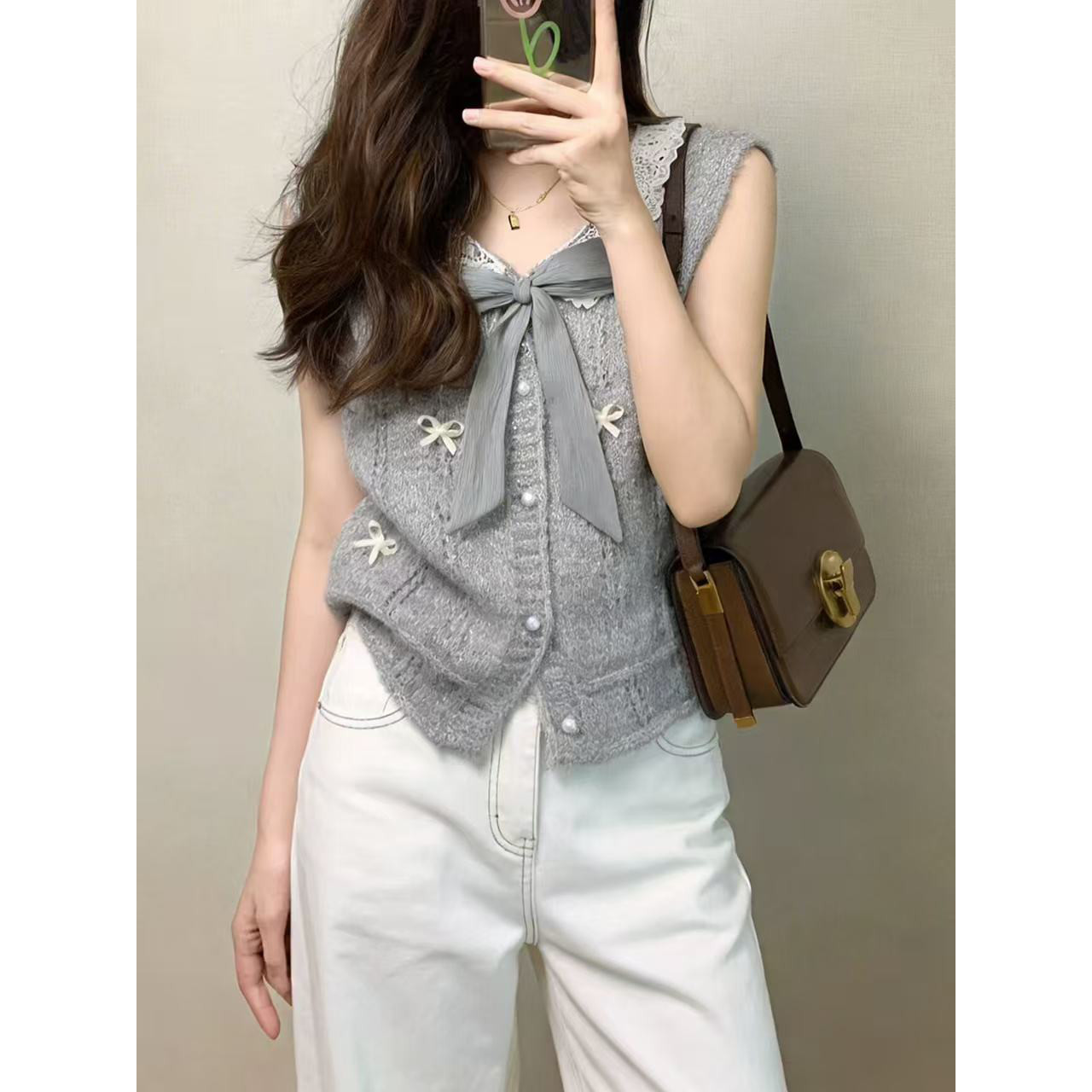 灰色蕾丝娃娃领无袖T恤夏装女款开衫短款上衣毛资料柜汕德卡雾灯
