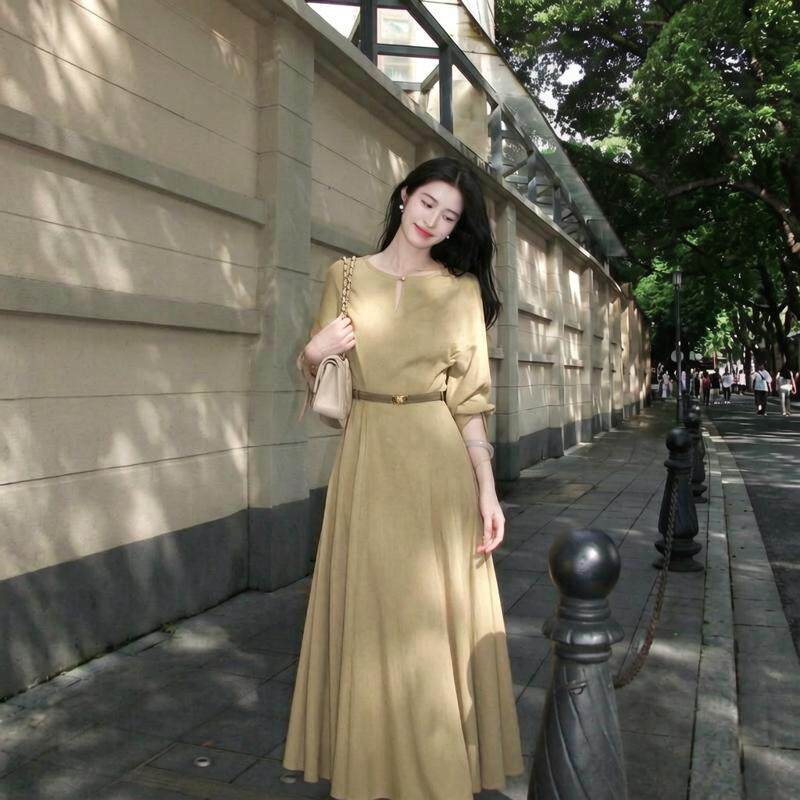 凌茜恣禾 梦境回廊法式蝴蝶结半袖垂感连衣裙女早秋收腰大摆长裙