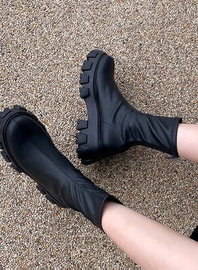 衣玲东大门欧美时尚潮流松糕厚底后拉链秋冬新薄款马丁靴女潮