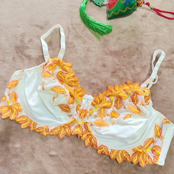 欧美柔软性感蕾丝超薄超大码文胸