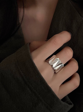 超酷正反宽边爱心戒指