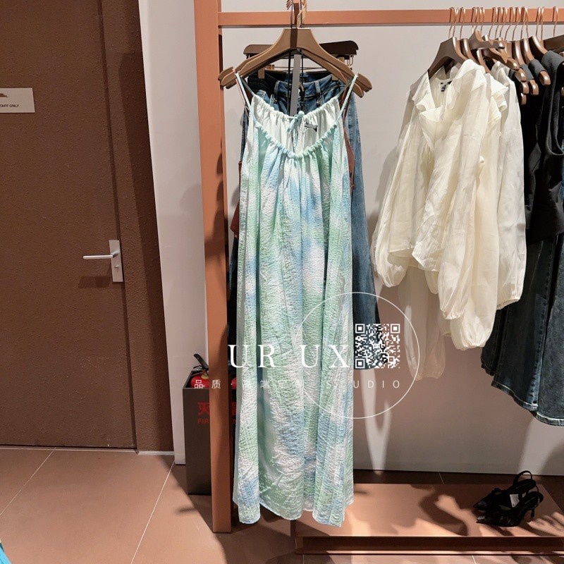 UR UX女装2025春季新款时尚气质休闲度假晕染印花超宽松连衣裙