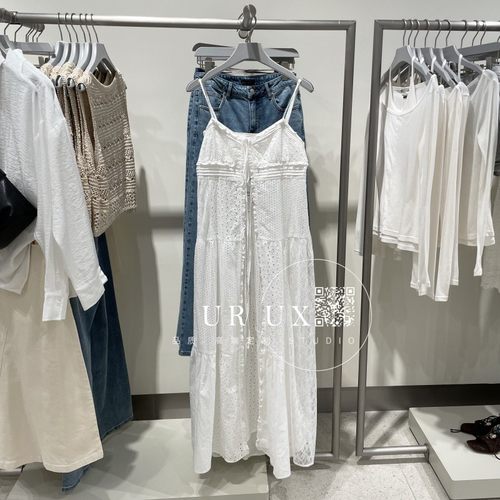 UR UX女装2025春季度假风时尚百搭气质芭蕾风镂空吊带连衣裙