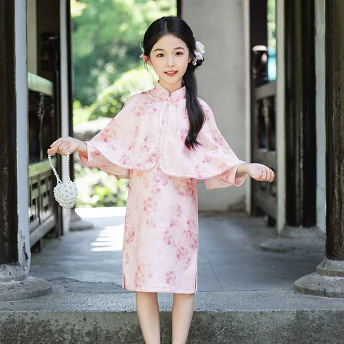 儿童旗袍秋2026新款女童唐装连衣裙中式复古礼服民国披肩套装洋气
