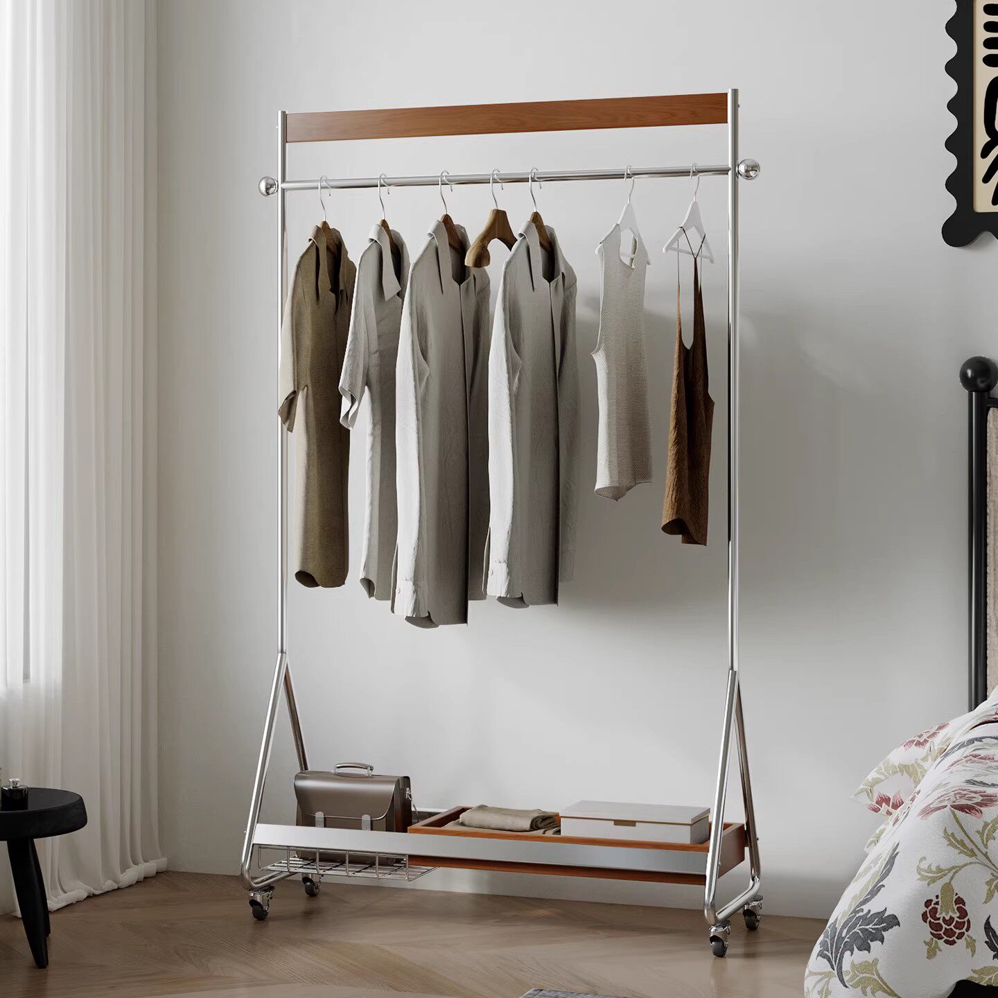 落地式挂衣架可移动收纳卧室家用实木法式简约现代次净中古衣帽架