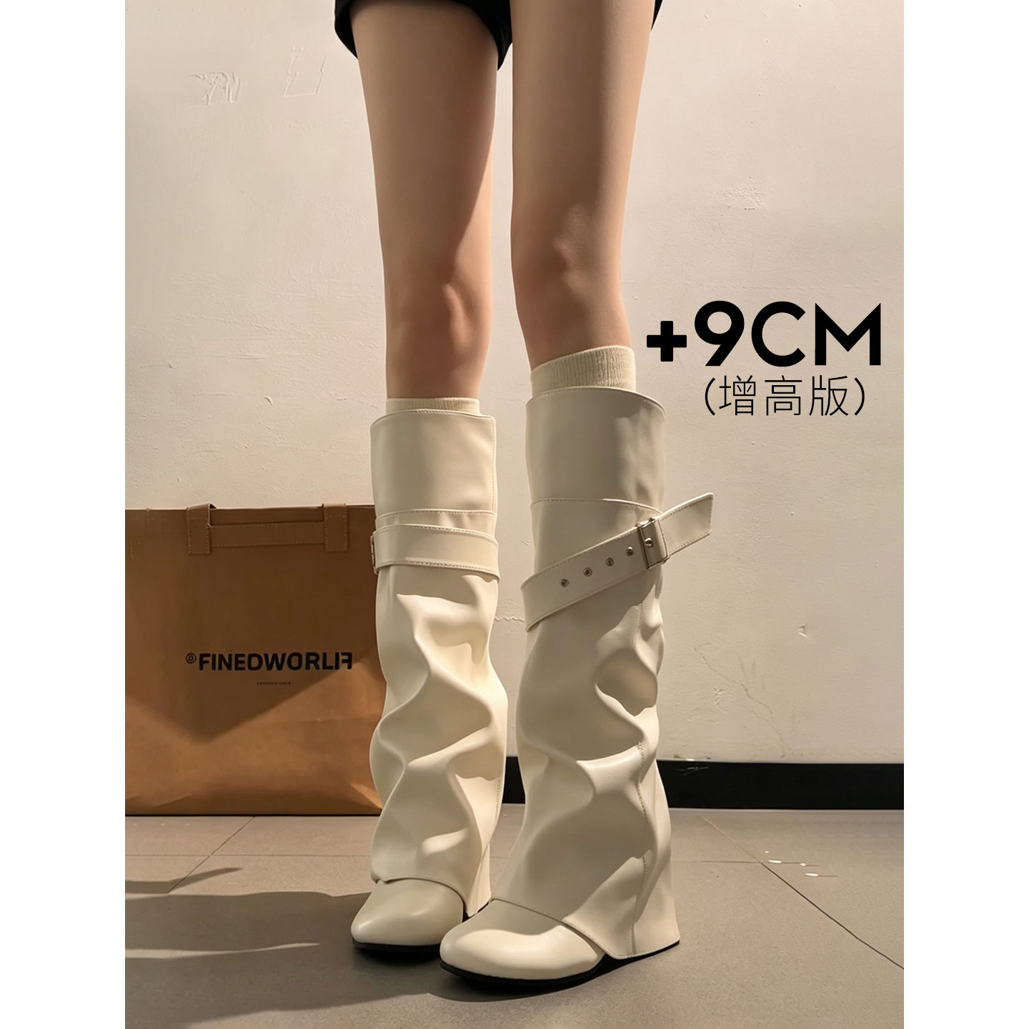 9cm增高~白色辣妹裤管长筒靴女夏季粗跟皮带扣褶皱堆堆骑士靴子