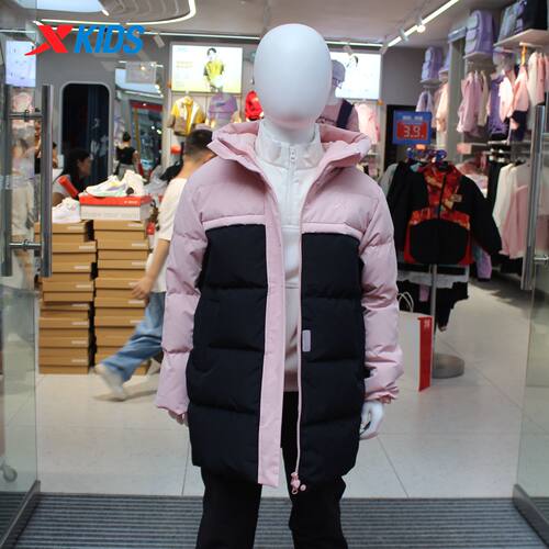 特步儿童2025年冬季女大童户外保暖防风连帽羽绒服6754241A4154