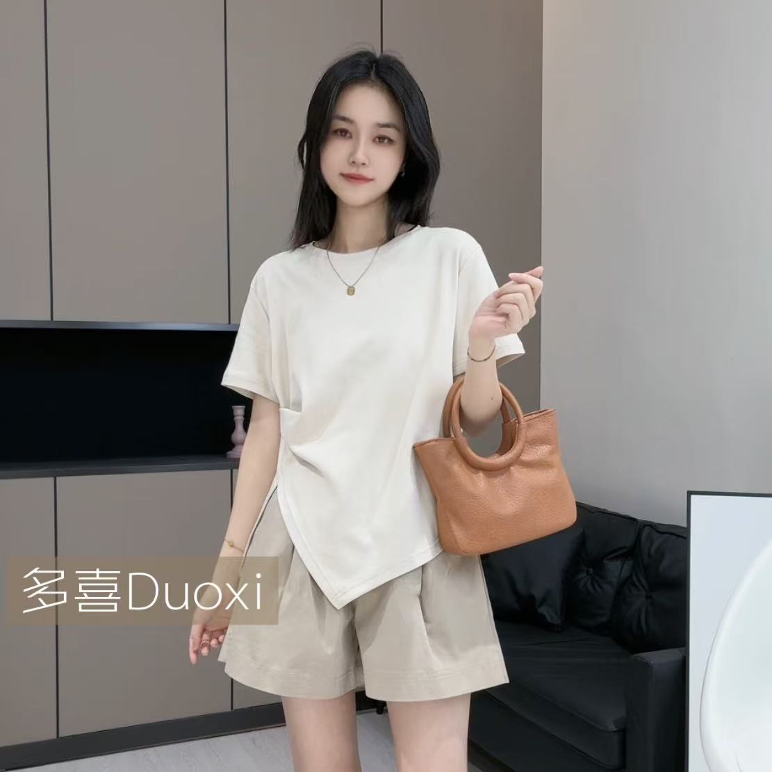 Duoxi+不规则下摆圆领短袖T恤