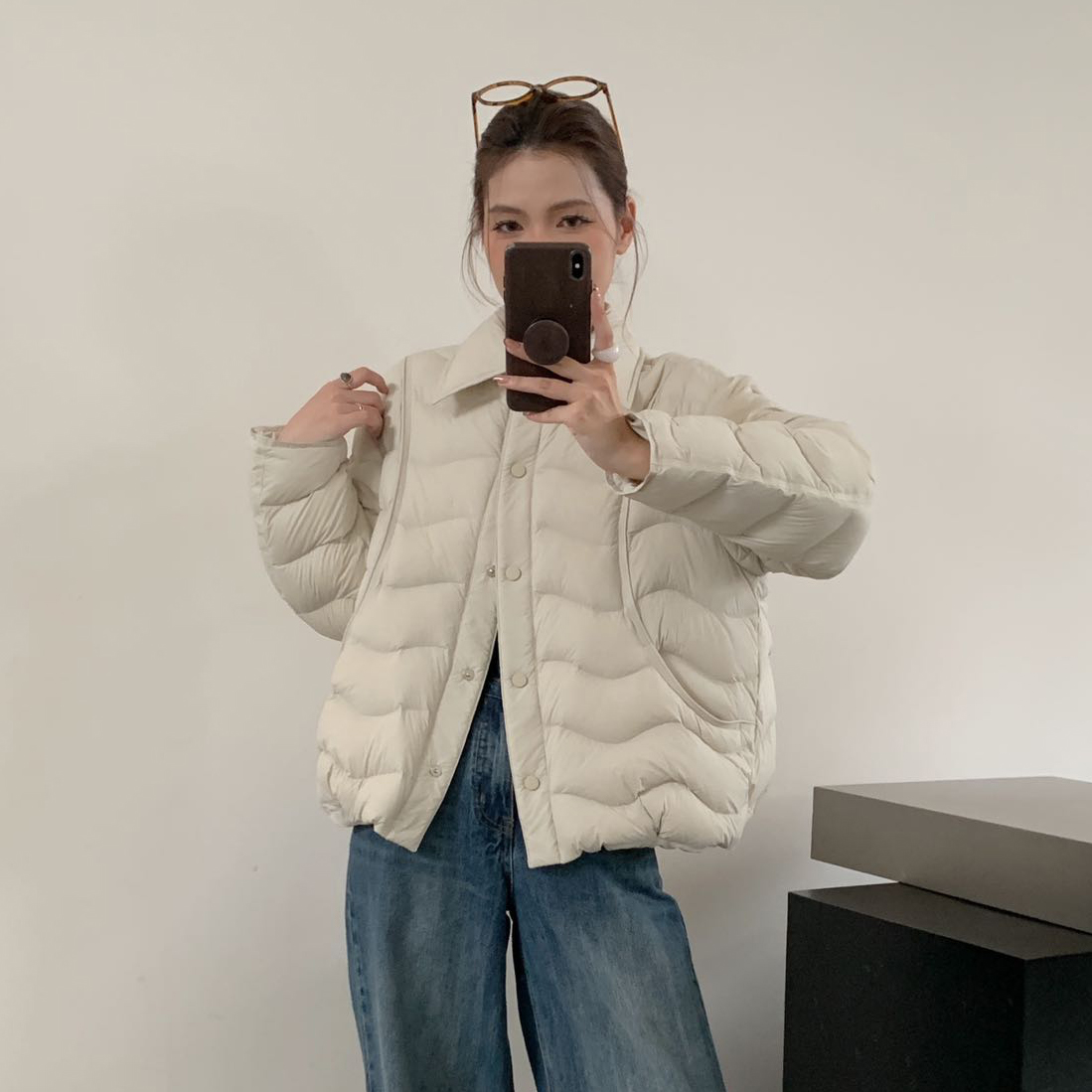 冬季新款方领轻薄款羽绒服女时尚百搭韩版轻便短款90白鸭绒外套女